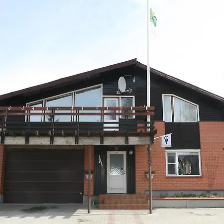 Raehni Maja * Põlva