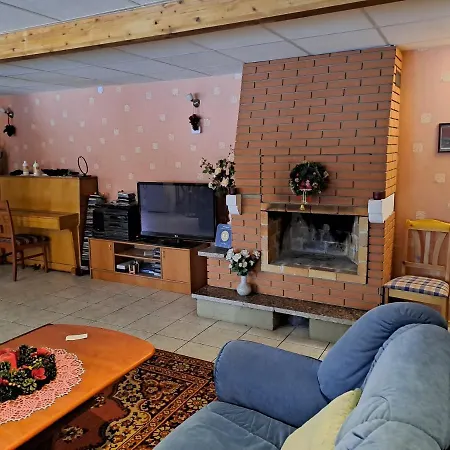 Raehni Maja Δωμάτια σε οικογενειακή κατοικία *