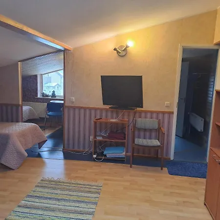 Raehni Maja * Põlva