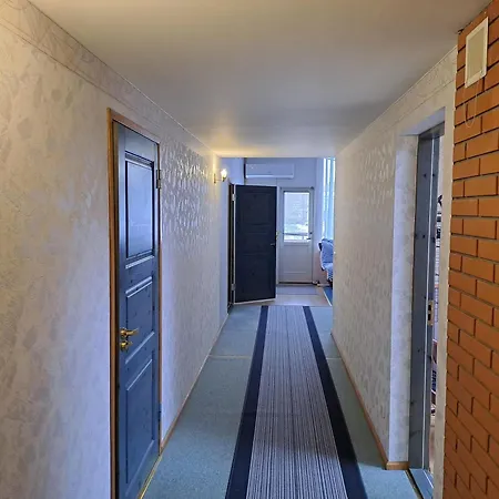 Δωμάτια σε οικογενειακή κατοικία Raehni Maja Põlva