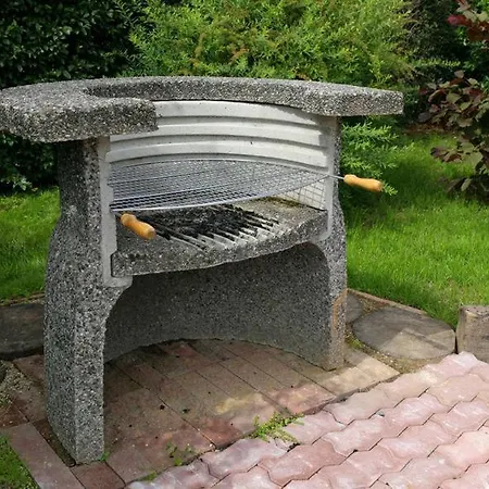 Δωμάτια σε οικογενειακή κατοικία Raehni Maja Põlva